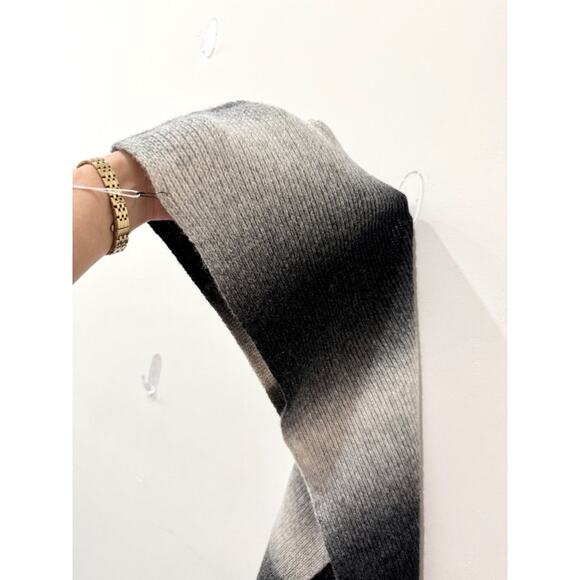 100% Wool Multi-Color Fringe Hem Long Head Scarf Black/Gray Women's One Size - Picture 3 of 4